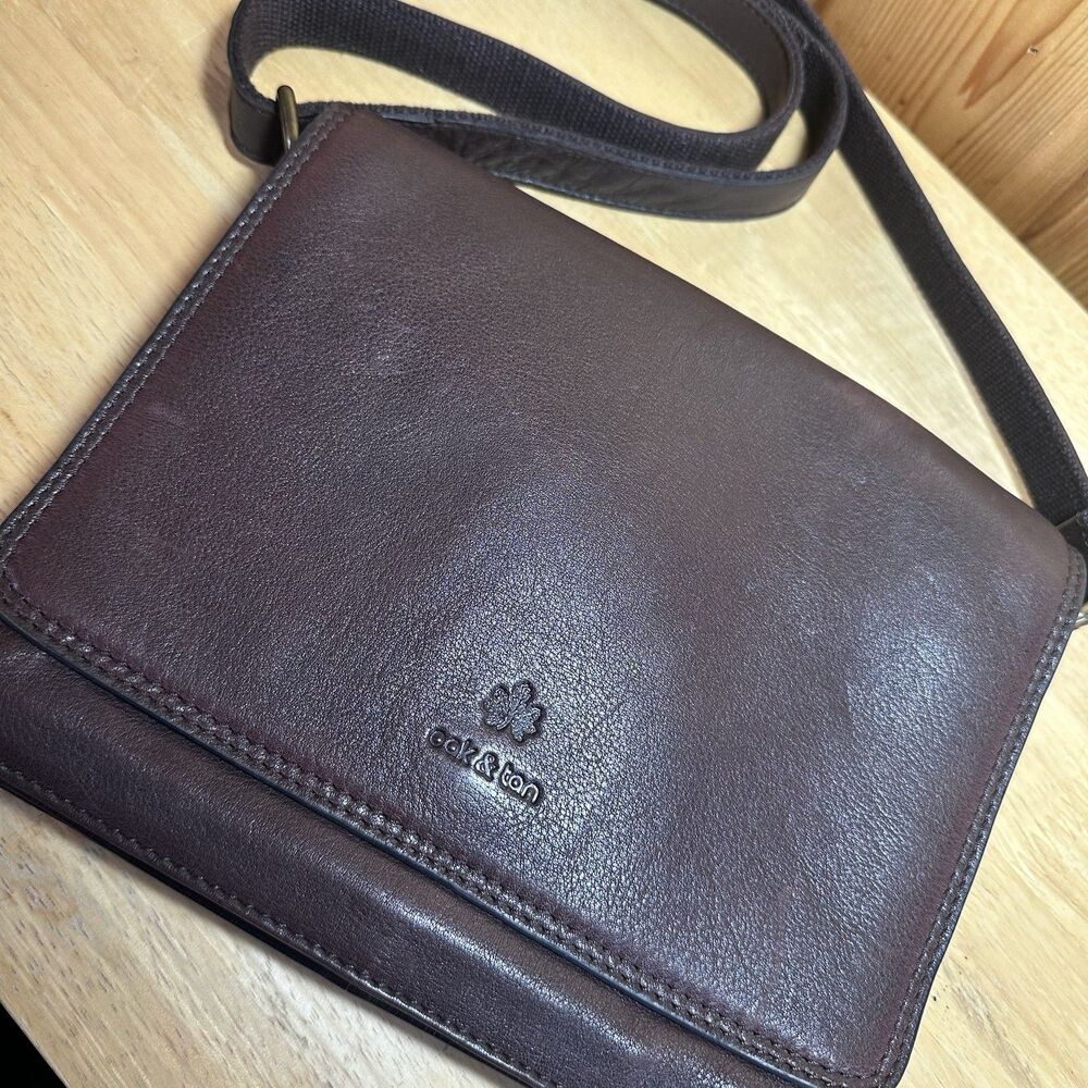 Oak & Tan Brown Leather Flap Crossbody Messenger Bag